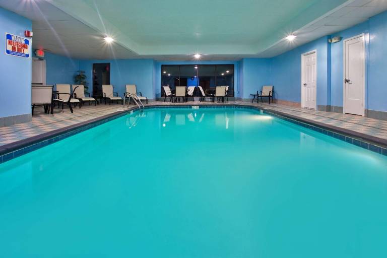 Hampton Inn Columbus-East — photo 2