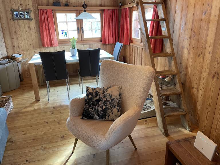Privatzimmer mit Hund in Staldenried, Grächen für max. 4 Personen Privatzimmer mit Hund in Staldenried, Grächen für max. 4 Personen