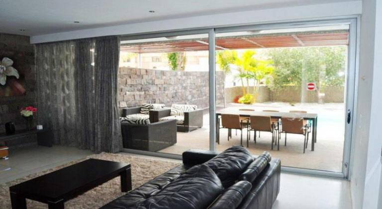 Villa with pool — photo 2