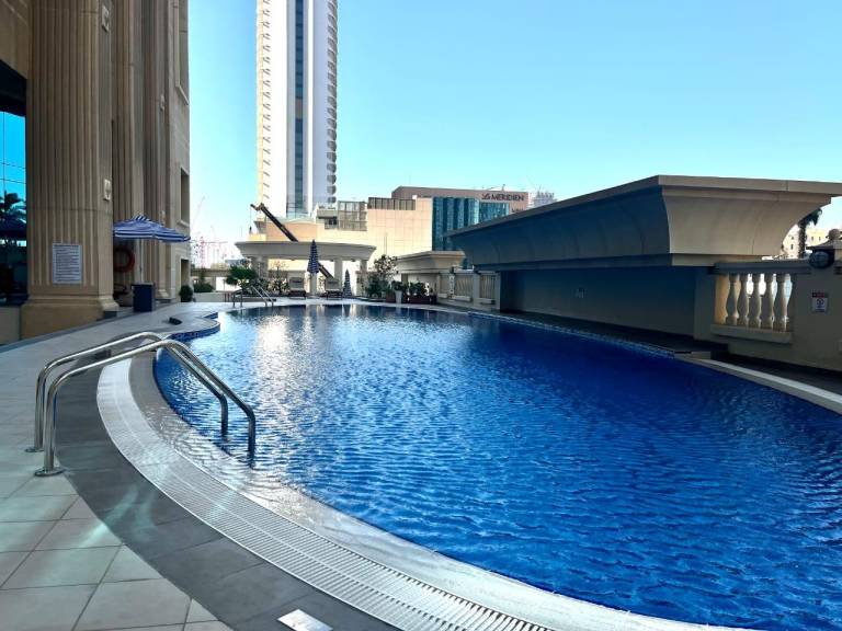 Luxury Furnished 2 BR with Stunning Sea View — photo 5