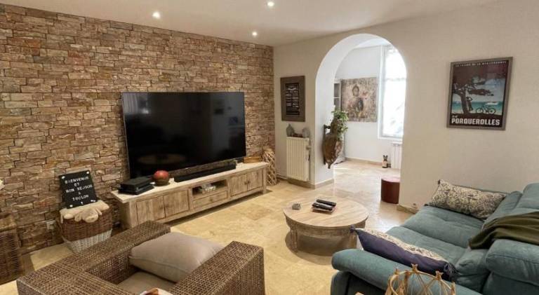 Apartment with barbeque in La Valette-du-Var