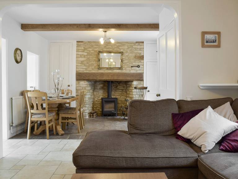 Cabin Bampton