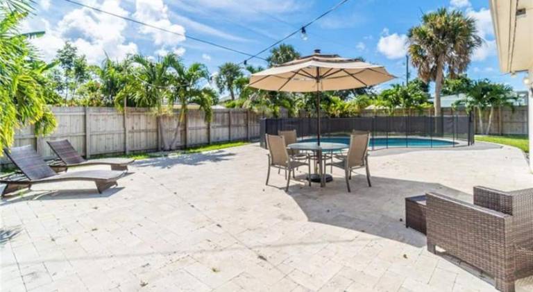 Beautiful vacation home with pool | Good for workation | Pets allowed — photo 5