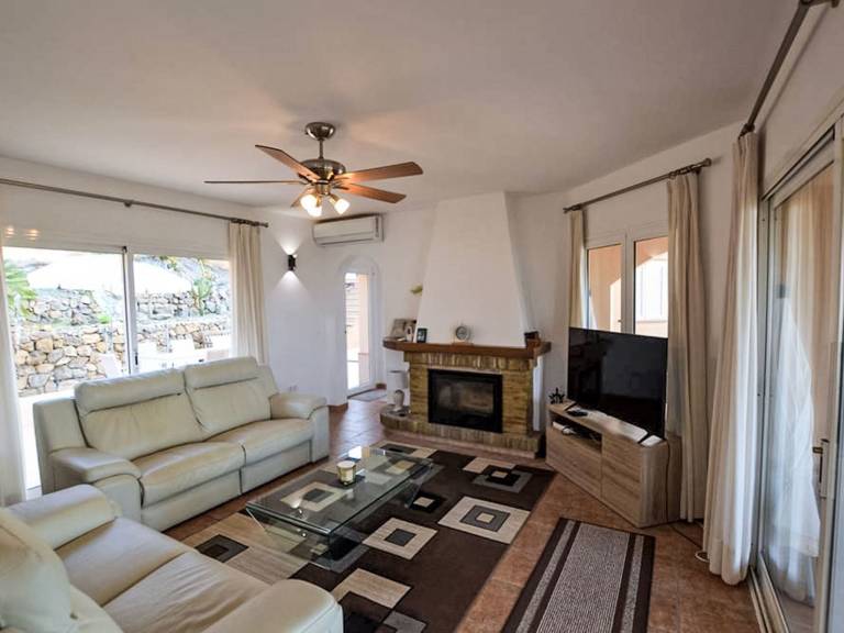 House with private pool, garden & terrace | Mountain view | Suitable for remote work — photo 4