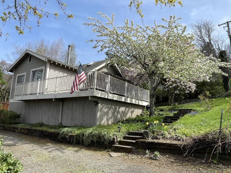 House Hood River