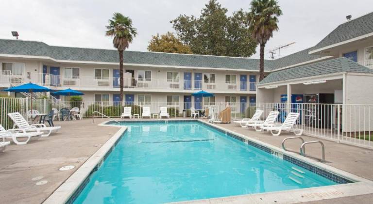 Motel 6 Sacramento, CA - Central — photo 4