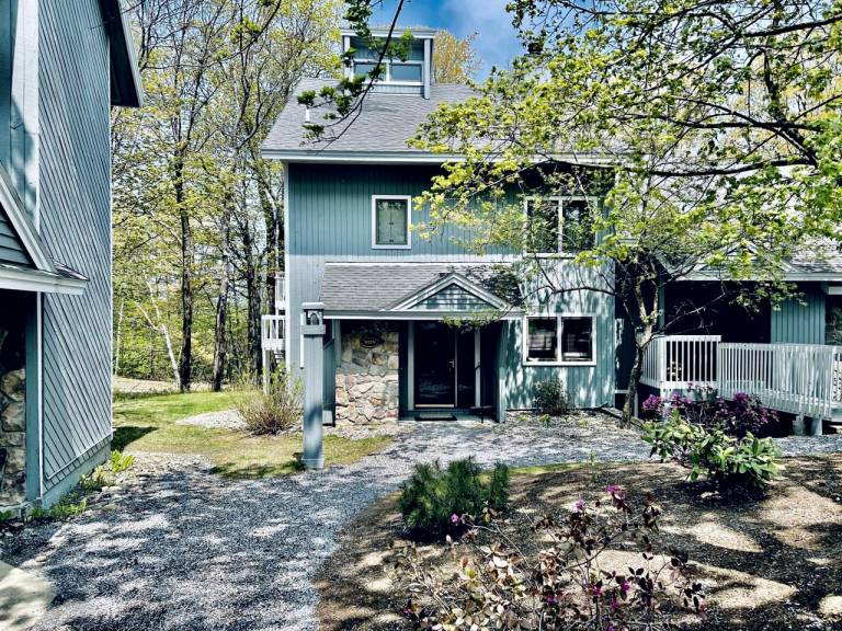 House Stratton Mountain