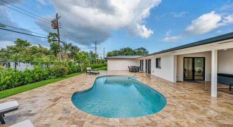 Sandals Beach Cottage — photo 5