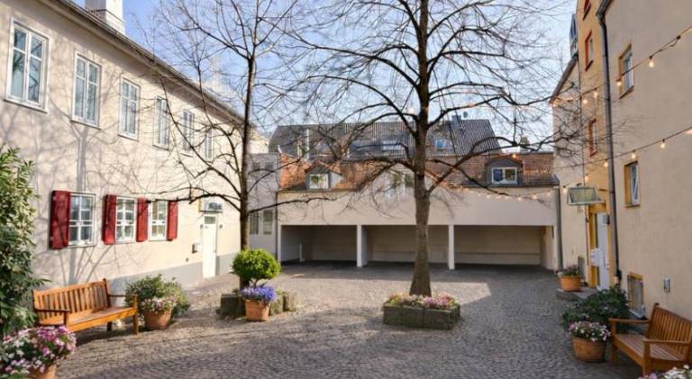 Hotel Nassauer Hof Frankfurt Zeilsheim — photo 3