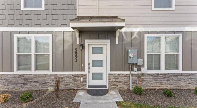 House | Dogs allowed in Boise, ID