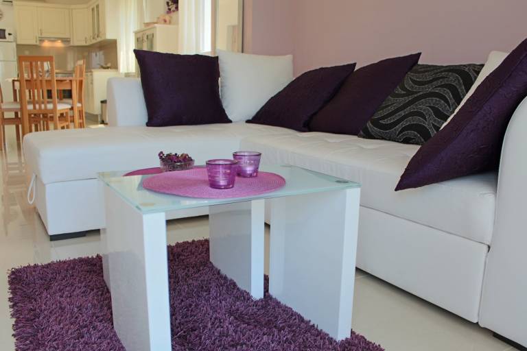 Rental apartment with patio & barbecue | Sea view — photo 5