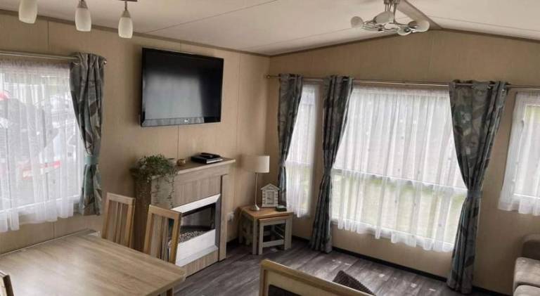 Lovely 6 berth caravan Haven wild duck hoilday park — photo 2