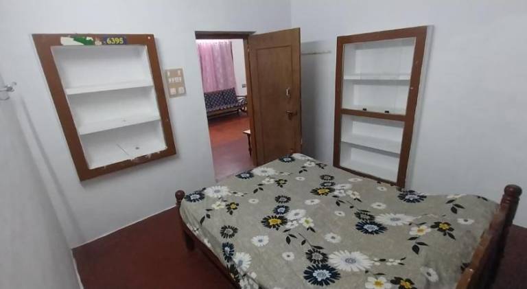 Villa with 2 rooms for 10 persons — photo 4