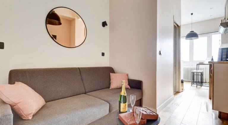 Apartment with 1 room for 4 persons in Bagnolet