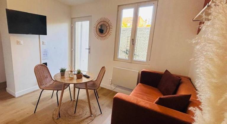 TERRAVITA - Bel Appartement - Calais Centre in Coquelles