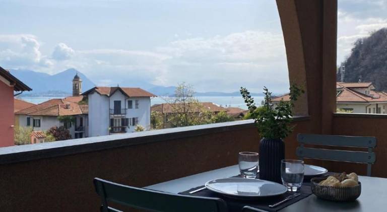 Charming rental apartment | Next to the beach | Dogs allowed in Baveno