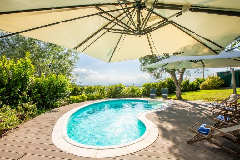 Family-friendly big villa with garden, grill & private pool | Suitable for remote work | Pet-friendly in Ancona