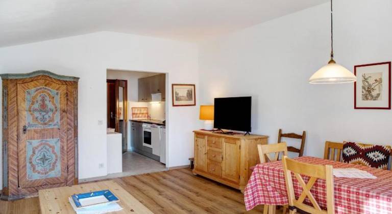 Rental apartment with 2 rooms for 6 persons — photo 3
