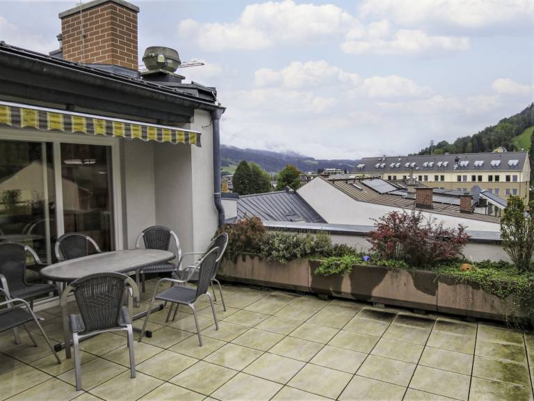 Apartment with patio | Mountain view | Close to the ski | Pets are welcome — photo 5