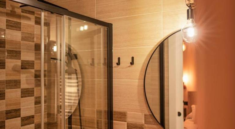 Vacation home with jacuzzi, private pool & garden | Suitable for remote work — photo 2