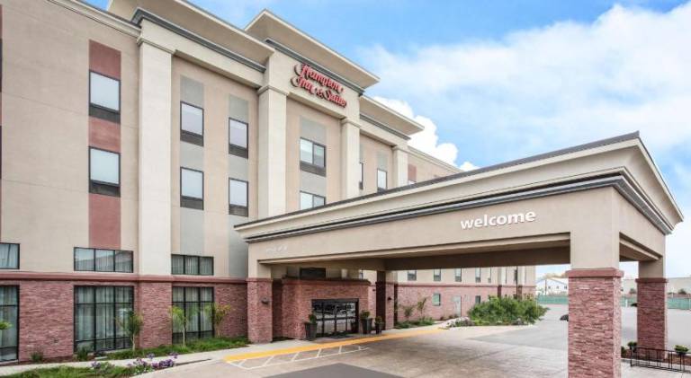 Hampton Inn & Suites Watsonville — photo 2