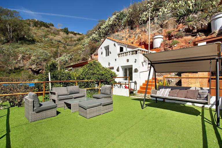 Vacation Home 'Casa Cueva' with Mountain View, Private Pool and Wi-Fi — photo 3