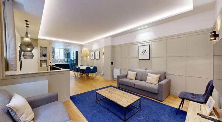Holiday apartment with 4 rooms for 12 persons in Vanves