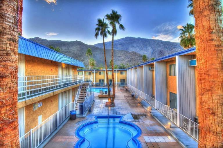 Delos Reyes Palm Springs — photo 3