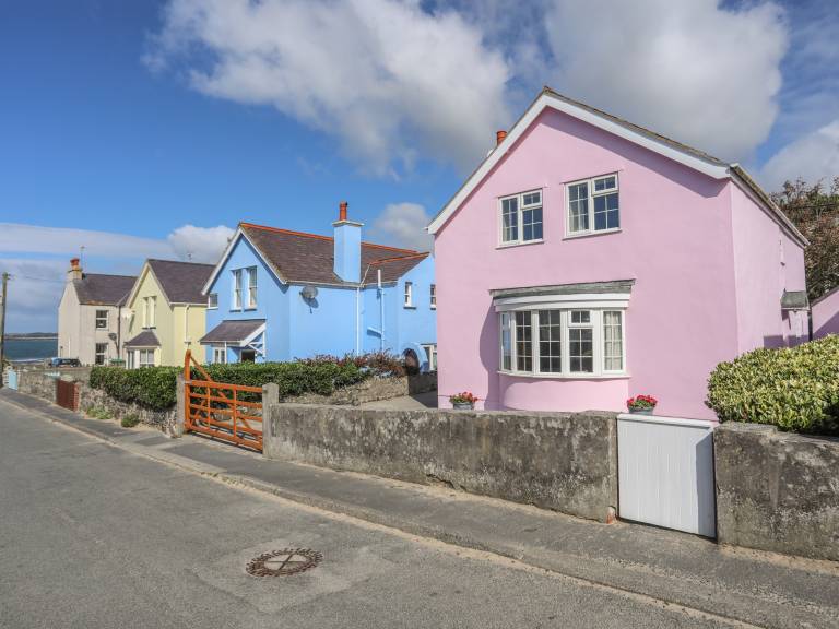 Cottage  Rhosneigr