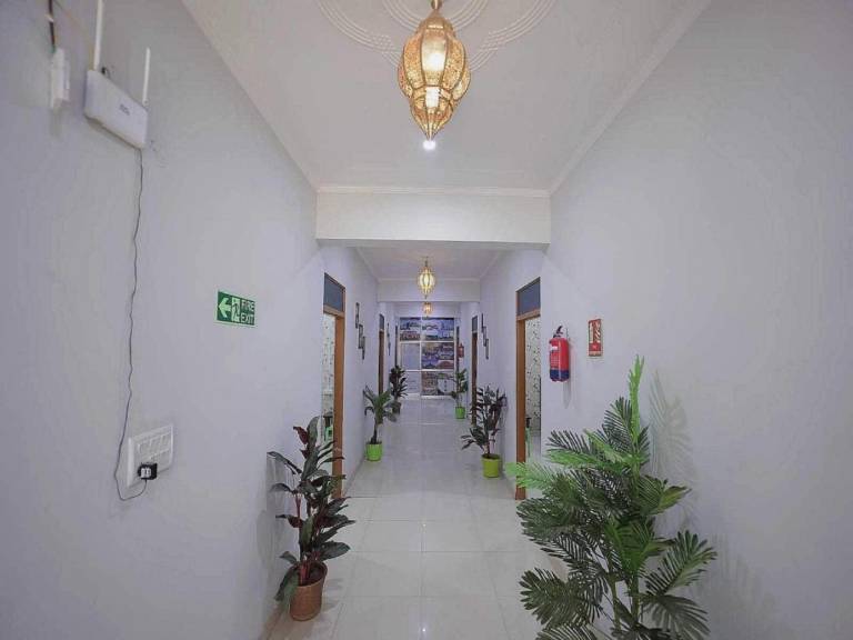 Goroomgo The Nine Hotel Mansarovar Jaipur in Jaipur