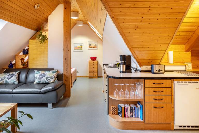 Holiday Apartment '2' with Shared Garden and Wi-Fi — photo 4