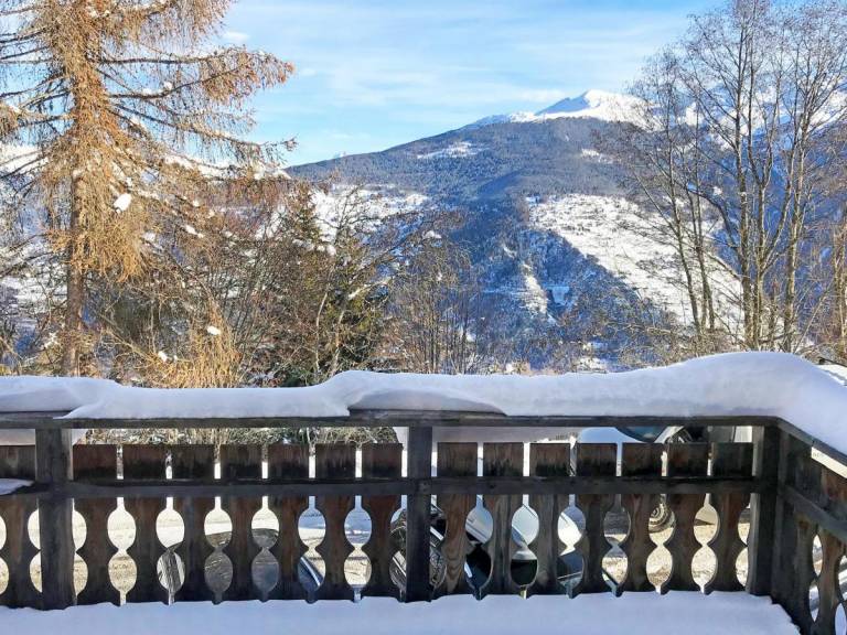 Chalet, terrace, balcony, fireplace or stove, parking, tv, 200m², Thyon — photo 4
