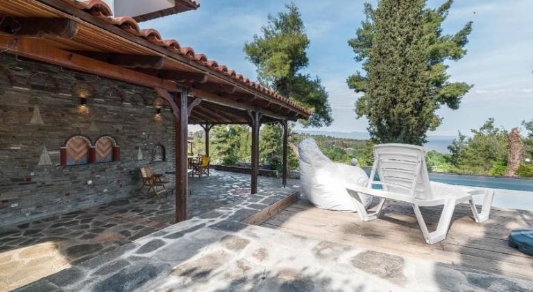 Fully equipped lovely villa with garden, private pool & patio | Beach nearby | Pet-friendly — photo 3