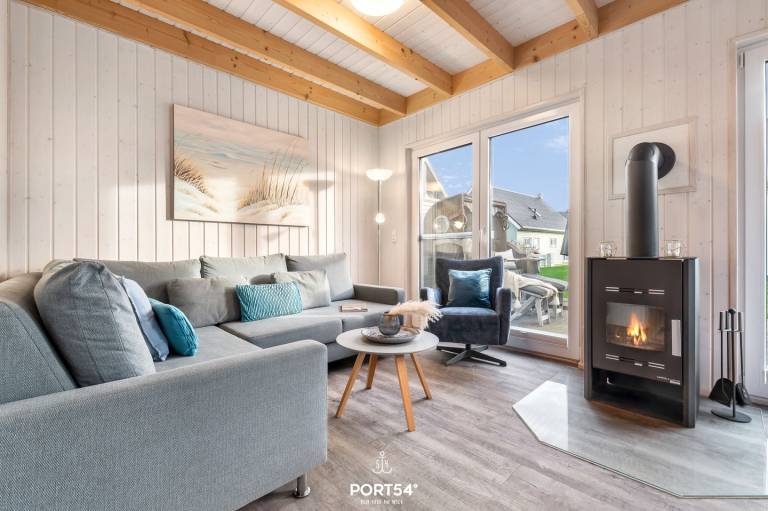 Huus Lee - Infrared sauna, bathtub, fireplace, parking, terrace, beach chair — photo 2