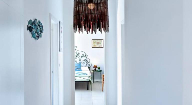 Cozy Flat and Terrace - 2 min from the beach by Sweet Home Puglia Apartments — photo 5