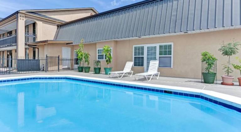 Super Inn & Suites Carrollton — photo 5