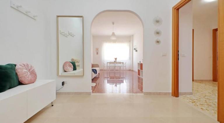 Apartment with 2 rooms for 6 persons — photo 3