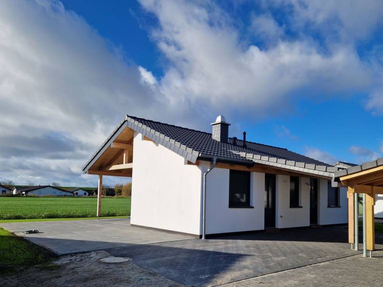 Vacation home with garden, terrace & grill in Butjadingen
