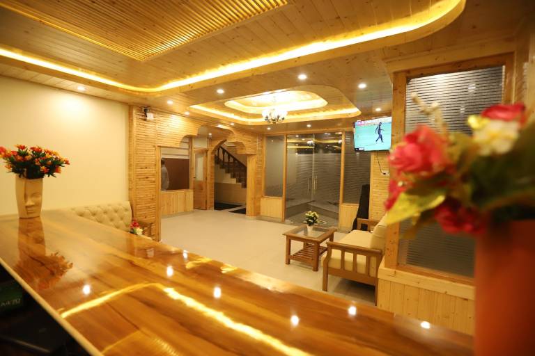 Golden Woods Manali — photo 2
