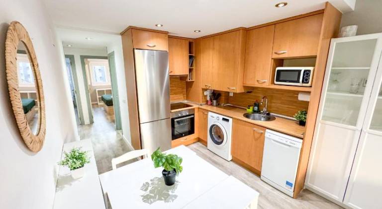 Holiday apartment | Next to Cathedral-Basilica of Our Lady of the Pillar | Pet-friendly — photo 3