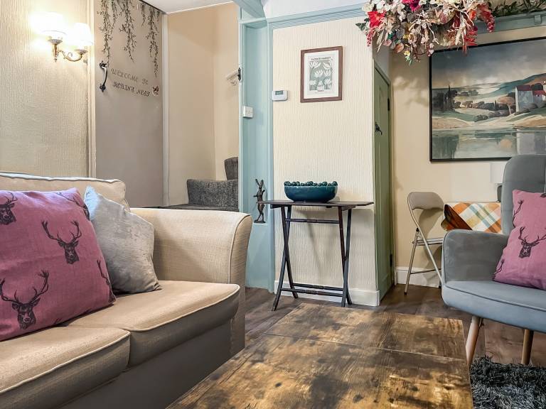 Child-friendly cottage with garden & grill | River view | Pets allowed — photo 4