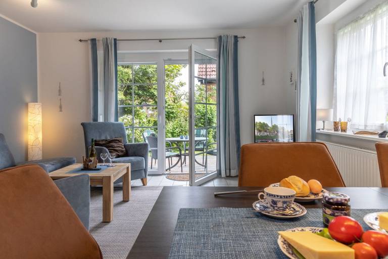 Gemütlichkeit und Erholung pur: Die Doppelhaushälfte mit schöner Terrasse bietet Raum für bis zu 5 Personen und 1 Kleinkind. — photo 3