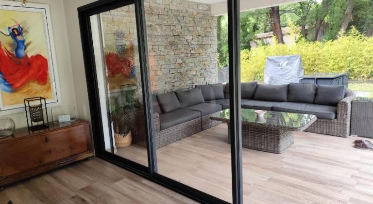 Villa with patio, private pool & BBQ — photo 4