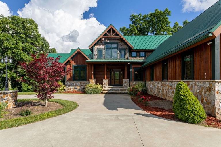 Cabin  Beech Mountain