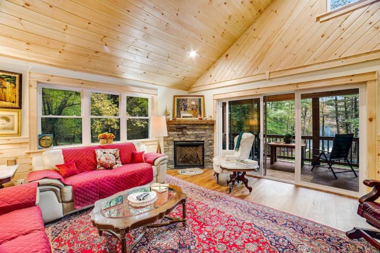 House Adirondack