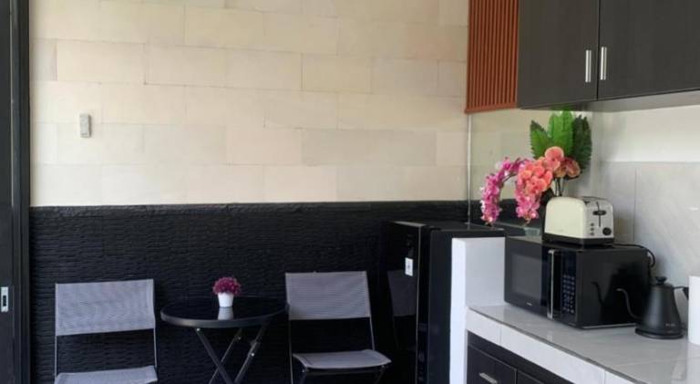 Villa with patio — photo 4