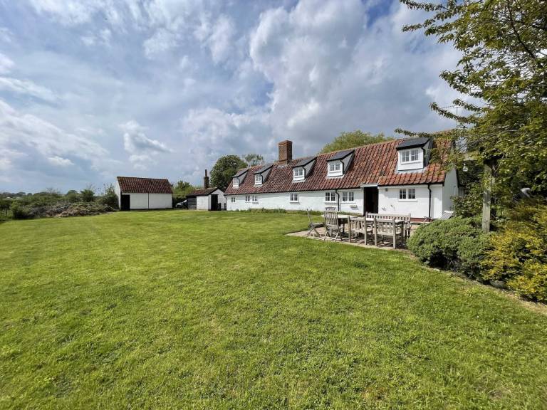 House  Bredfield