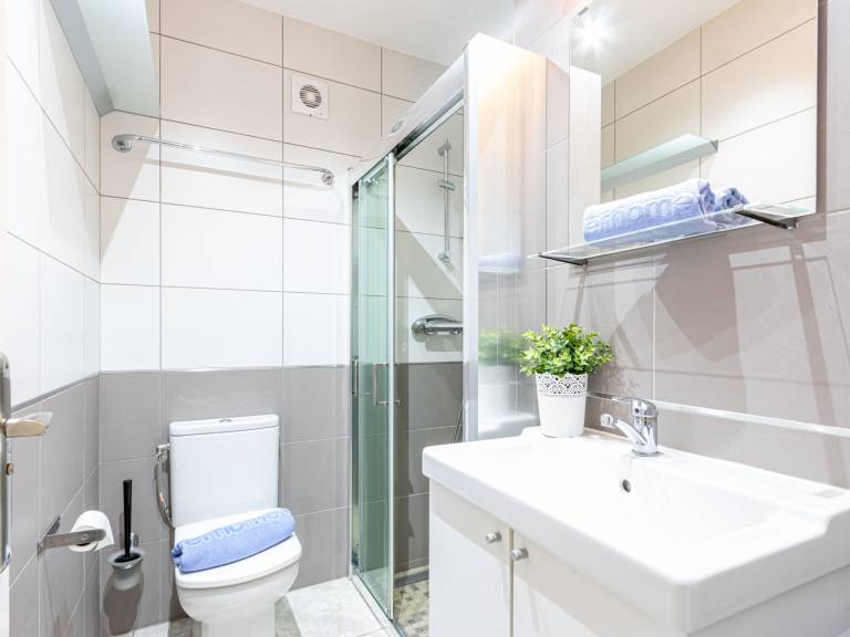Fully equipped wonderful holiday apartment with terrace & garden | Close to the beach | Pet-friendly — photo 5