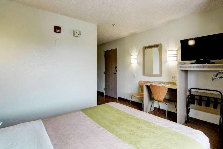 Motel Southeast Crossing