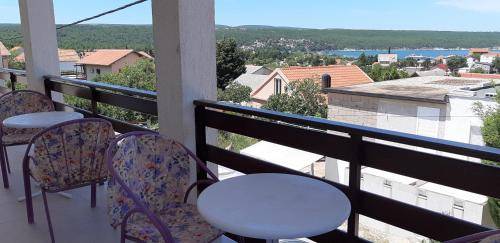 Apartma Karin Gornji